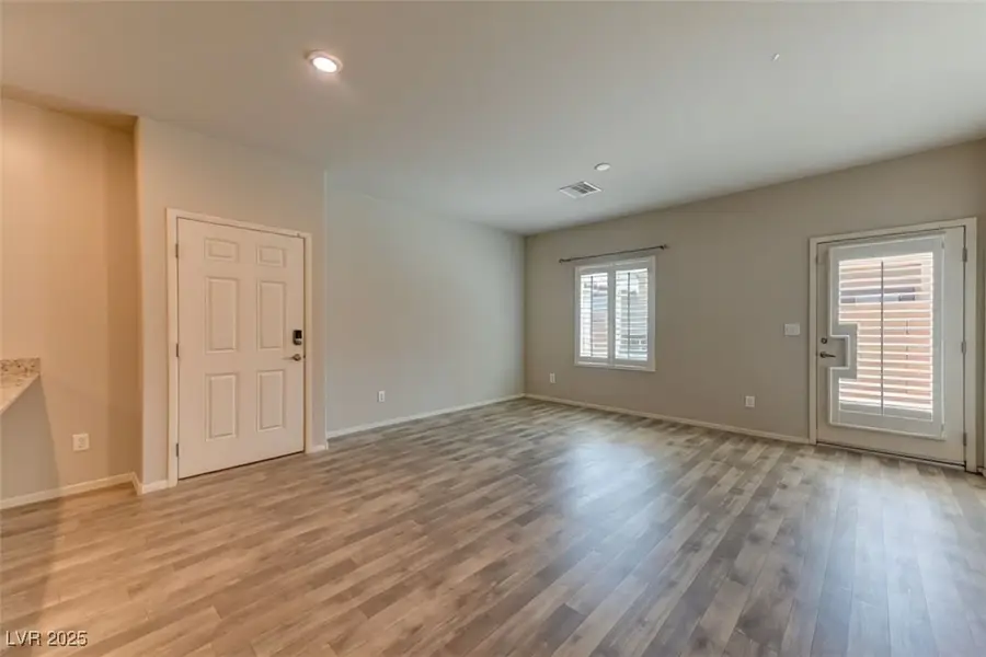7550 Cooks Meadow Street, North Las Vegas, NV 89084 - Image #3