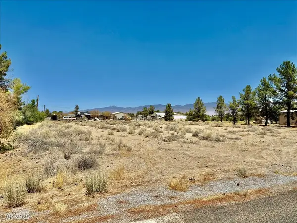 1860 W Irons Street, Pahrump, NV 89048