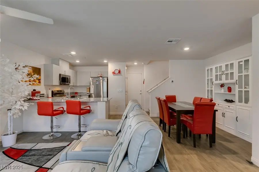 2977 Starwhite Street, Las Vegas, NV 89122 - Image #3