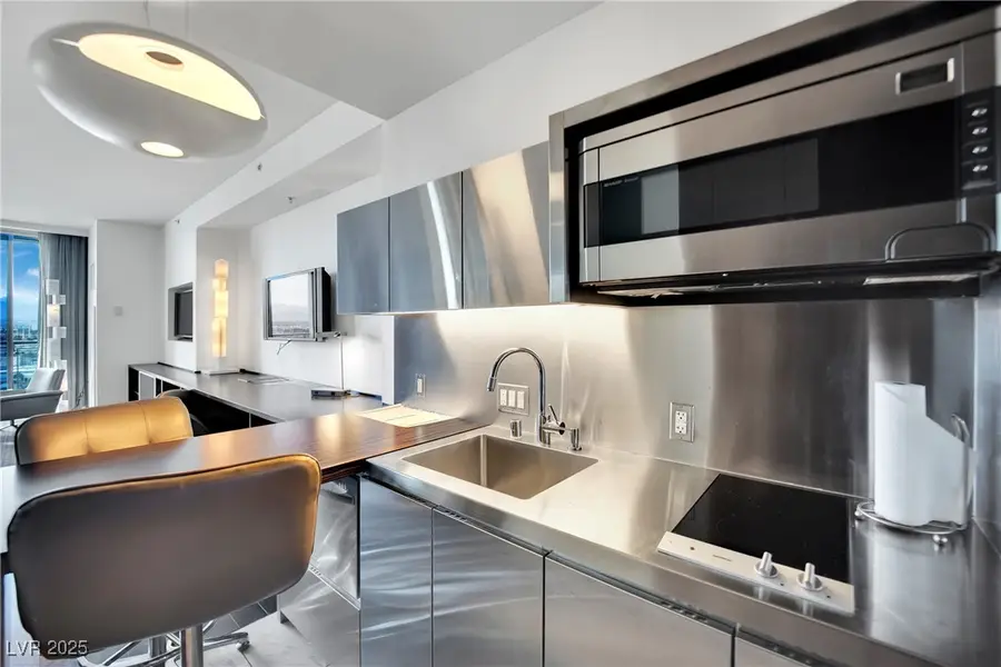 4381 W Flamingo Road #1903, Las Vegas, NV 89103 - Image #2