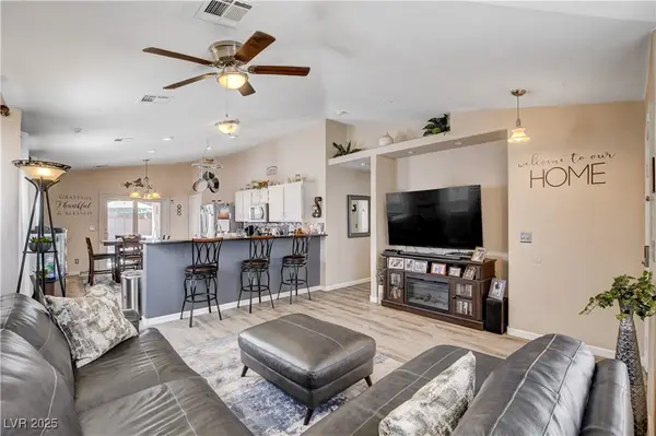 5009 Royal Lake Avenue, Las Vegas, NV 89131