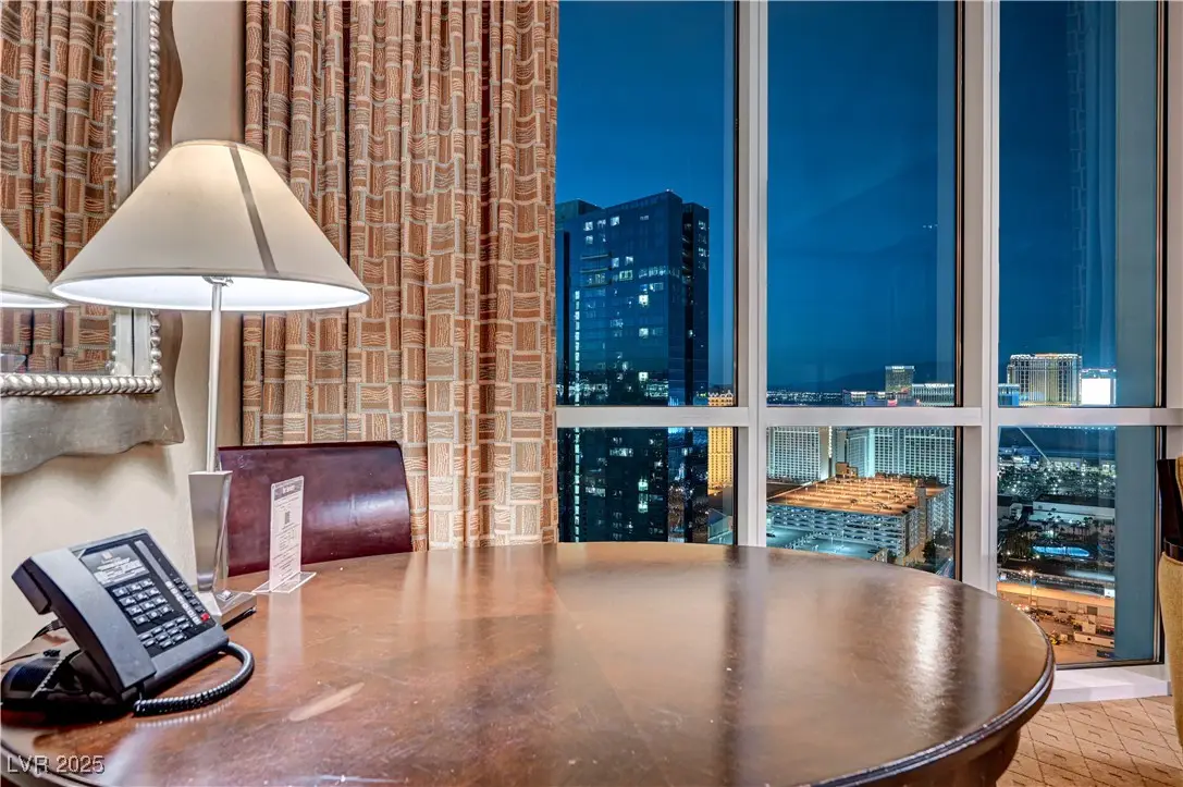 125 E Harmon Avenue #1103, Las Vegas, NV 89109 - Image #1