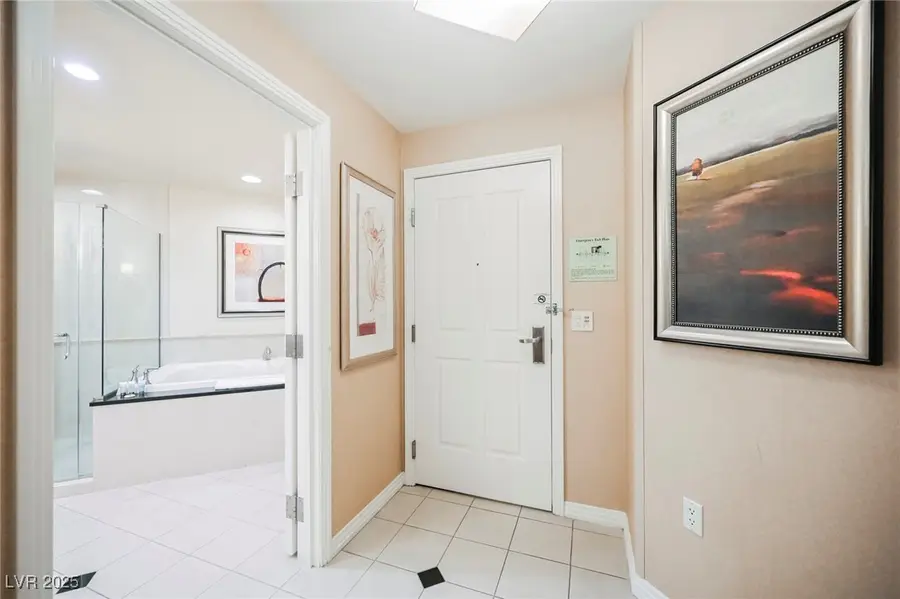 145 E Harmon Avenue #711, Las Vegas, NV 89109 - Image #3