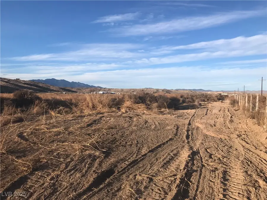 Quarter Horse, Caliente, NV 89008 - Image #3