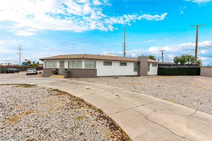 1713 Ophir Drive, Las Vegas, NV 89106 - Image #2