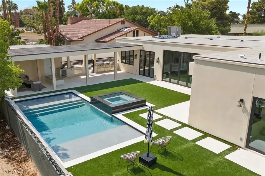 2401 Driftwood Drive, Las Vegas, NV 89107 - Image #3