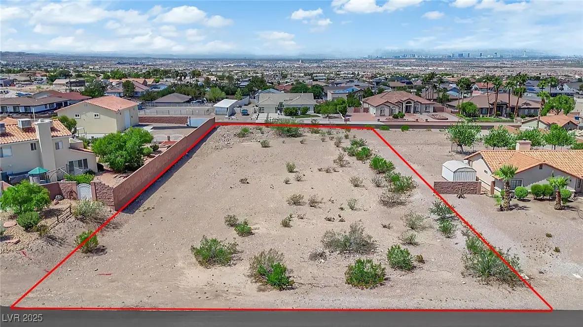 428 N Lisbon Street, Henderson, NV 89015 - Image #1