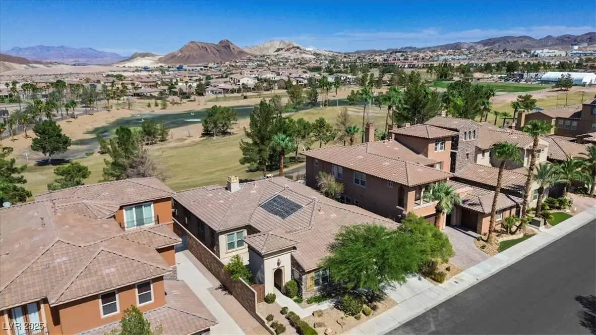 456 Punto Vallata Drive, Henderson, NV 89011 - Image #1