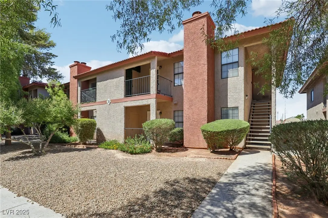 5576 W Rochelle Avenue #39A, Las Vegas, NV 89103 - Image #1
