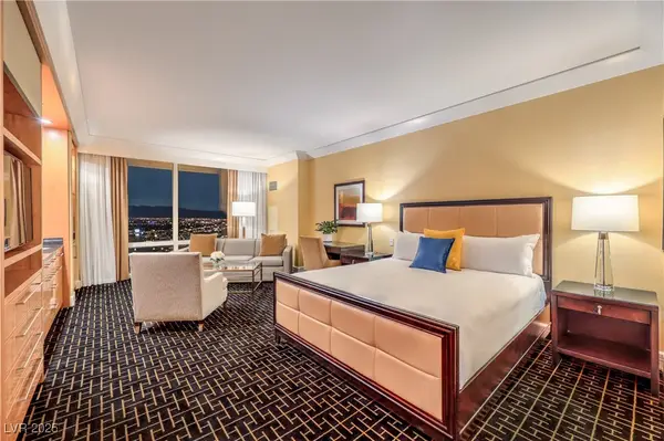 2000 Fashion Show Drive #3218, Las Vegas, NV 89109