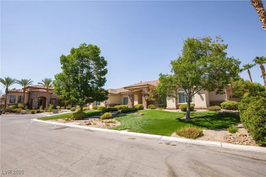 2111 Shenley Court, Las Vegas, NV 89117 - Image #2