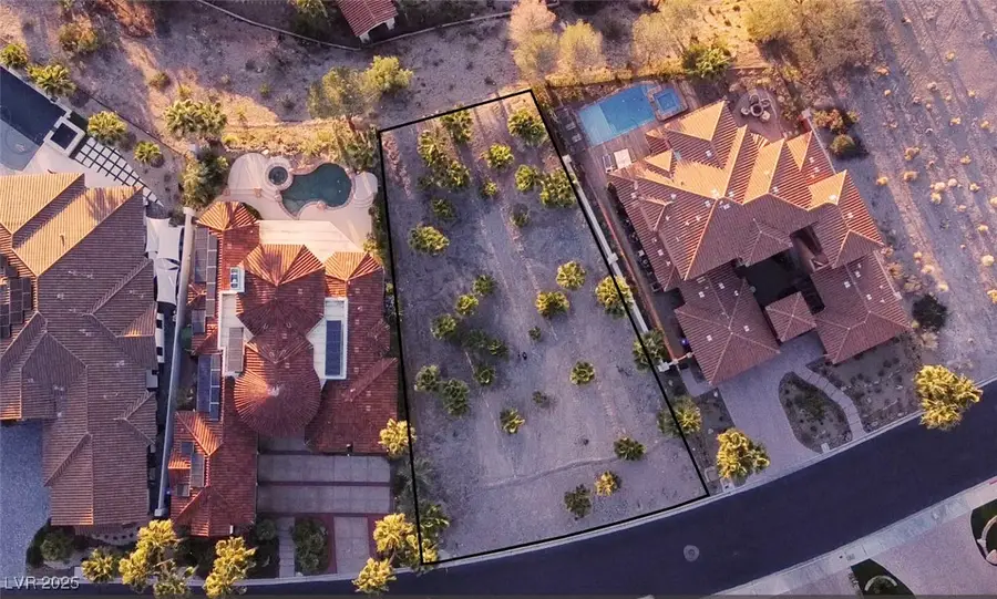 17 Grandmiramar Drive, Henderson, NV 89011 - Image #2