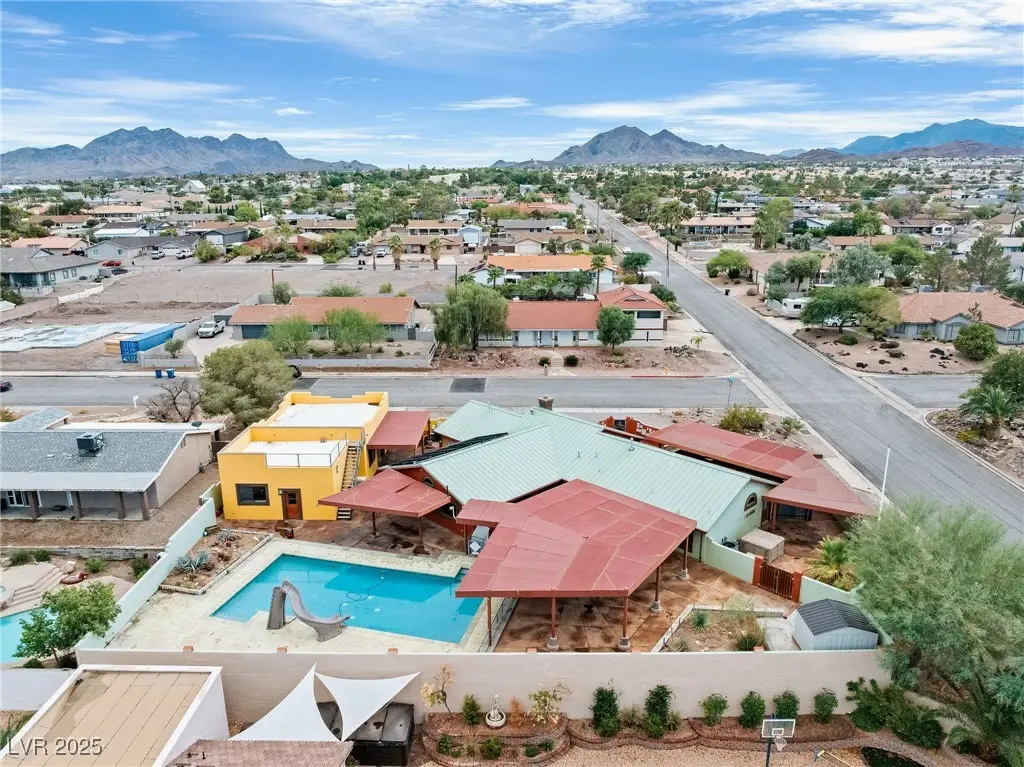 300 E Longacres Drive, Henderson, NV 89015 - Image #1