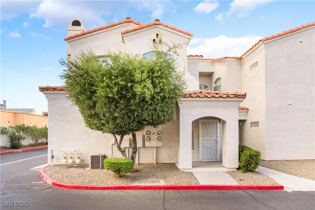 1620 Davilla Street #202, Las Vegas, NV 89146 - Image #1