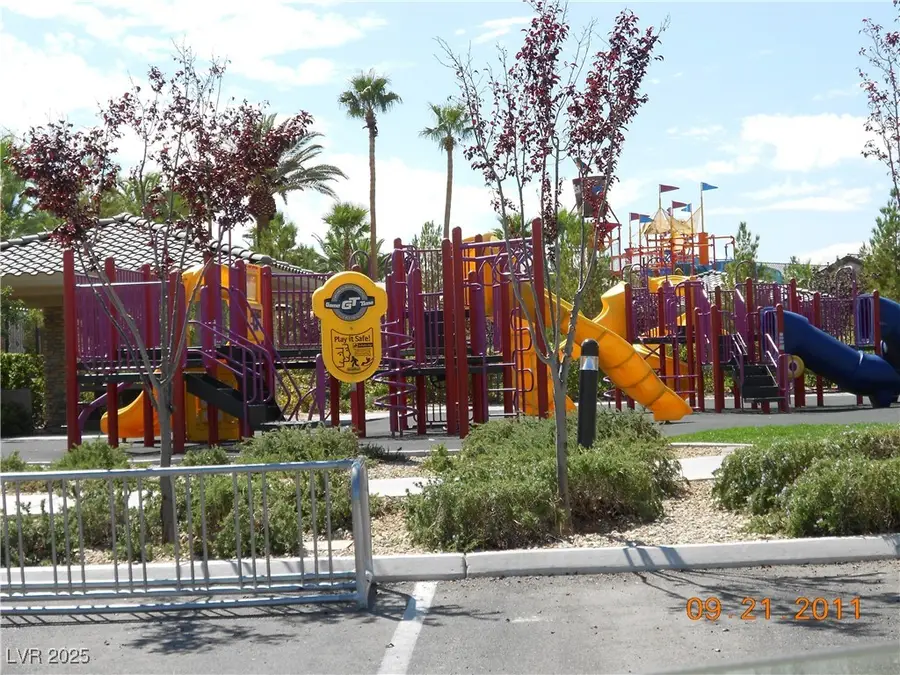 210 Fortress Course Court, Las Vegas, NV 89148 - Image #3