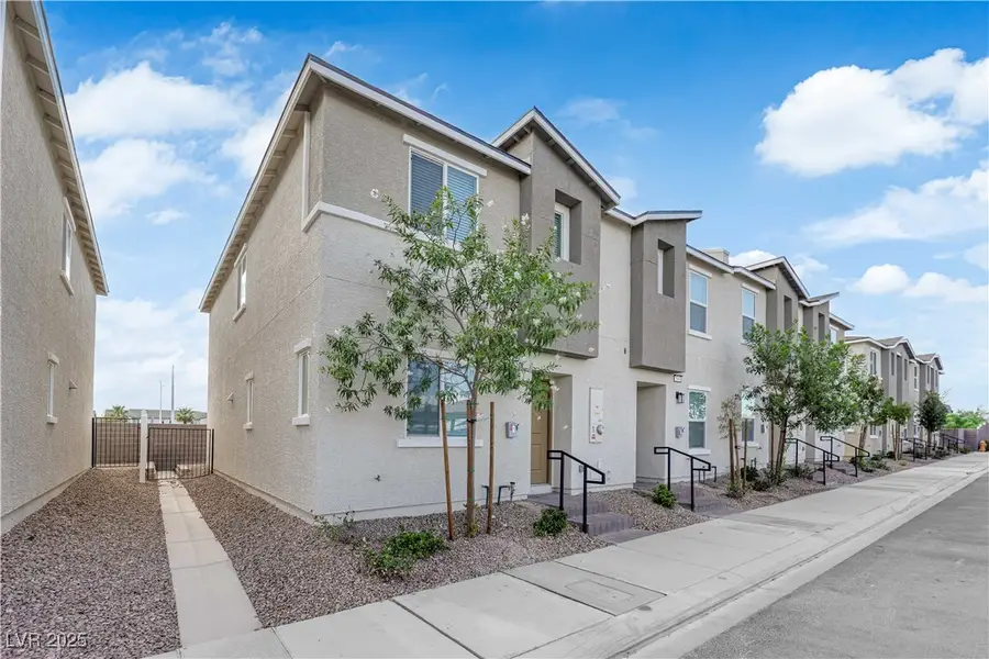 2953 White Selzter Court, Las Vegas, NV 89122 - Image #3