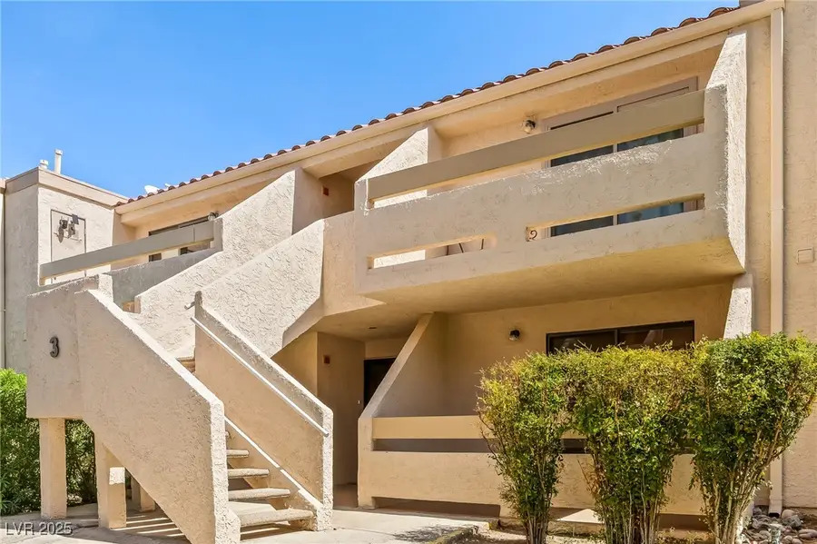 3720 Desert Marina Drive #32, Laughlin, NV 89029 - Image #2