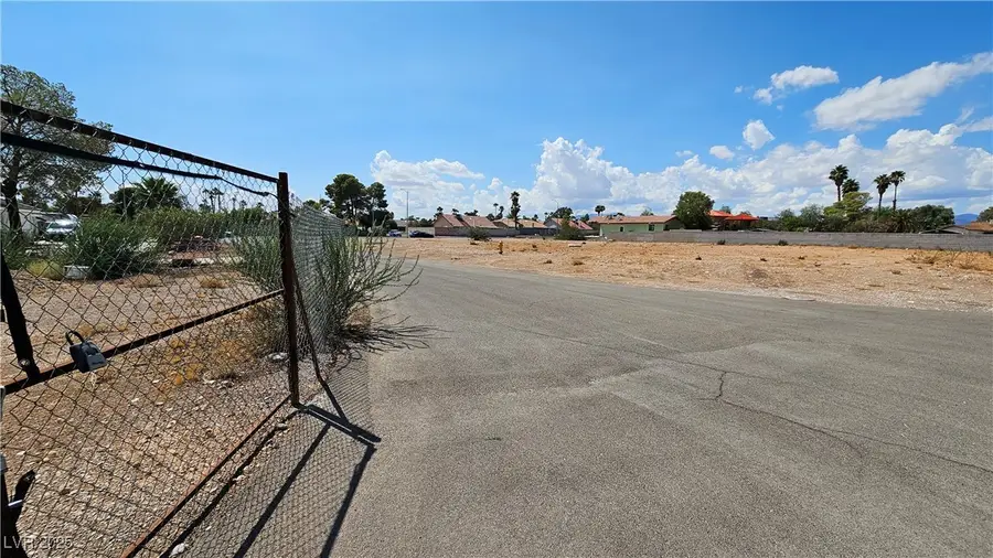 Le Mann, Las Vegas, NV 89146 - Image #2