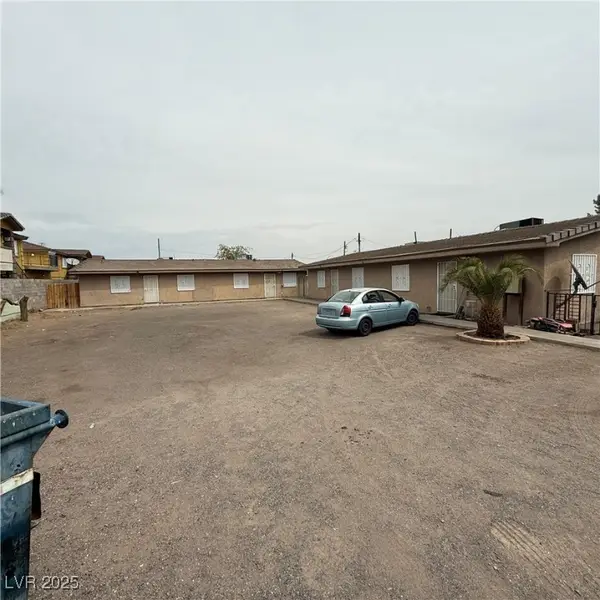 425 E Merlayne Drive, Henderson, NV 89011