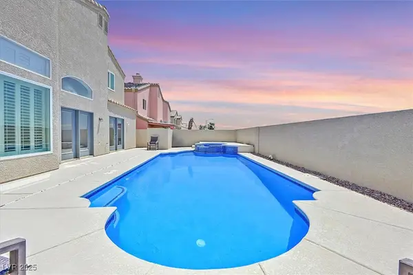 8887 Mia Moore Avenue, Las Vegas, NV 89147