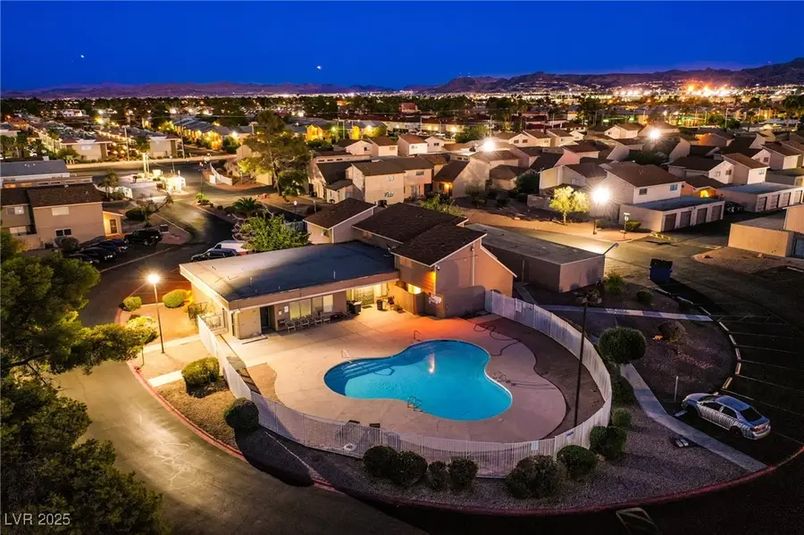 5227 Garden Lane, Las Vegas, NV 89119 - Image #2