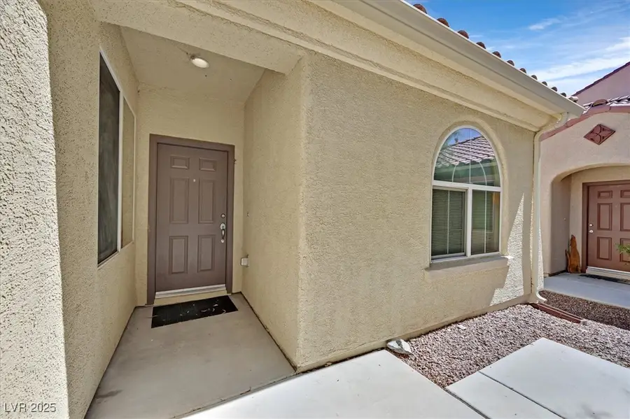 8900 Echo Grande Drive, Las Vegas, NV 89131 - Image #3