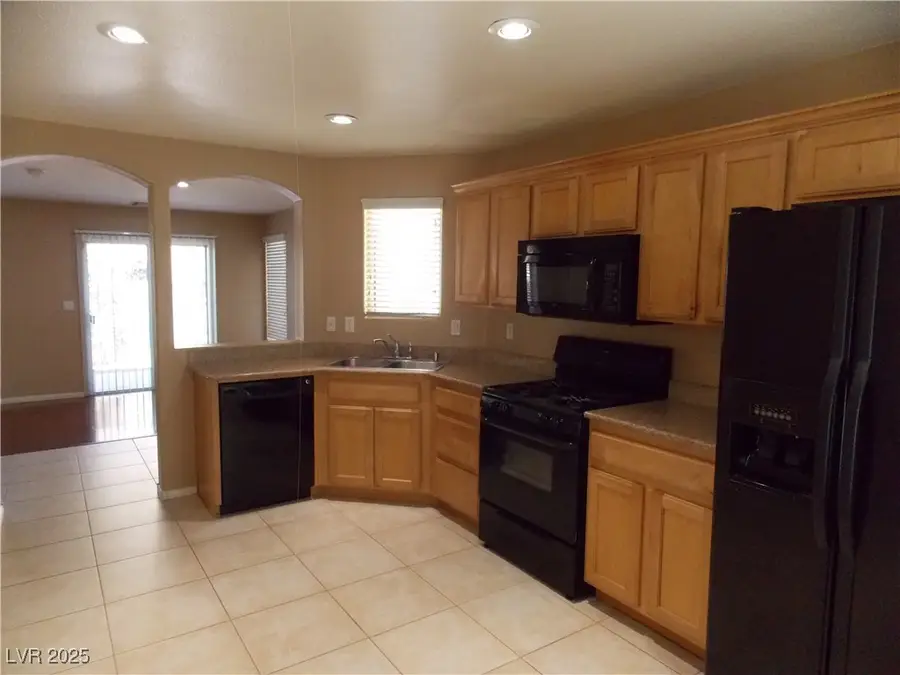 2768 Kona Crest Avenue, Henderson, NV 89052 - Image #3