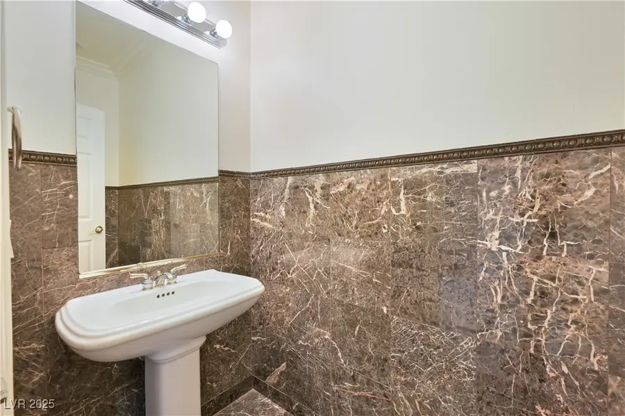 10 Gulf Pines Avenue, Las Vegas, NV 89148 - Image #3