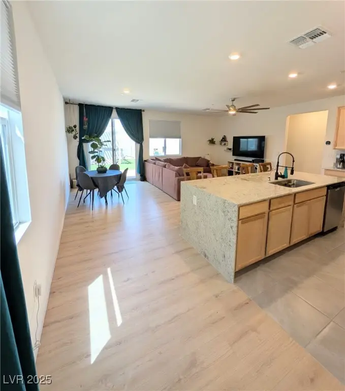 10009 Locking Biner Avenue, Las Vegas, NV 89166 - Image #2