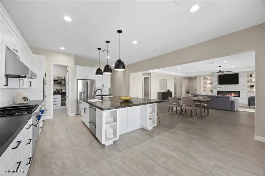 7030 Royal Antelope Street, Las Vegas, NV 89149 - Image #3