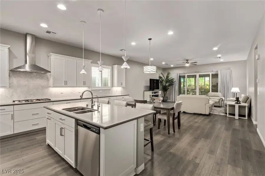 125 Rhodium Avenue, Las Vegas, NV 89183 - Image #2