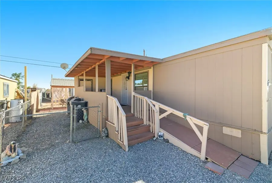 261 W Kite Street, Pahrump, NV 89048 - #3