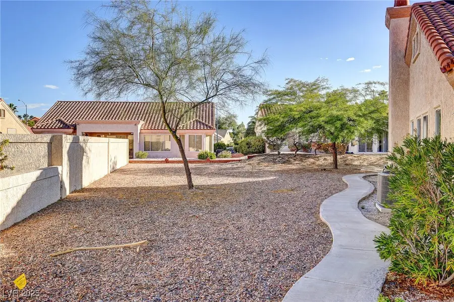 2813 Brianwood Court, Las Vegas, NV 89134 - Image #3