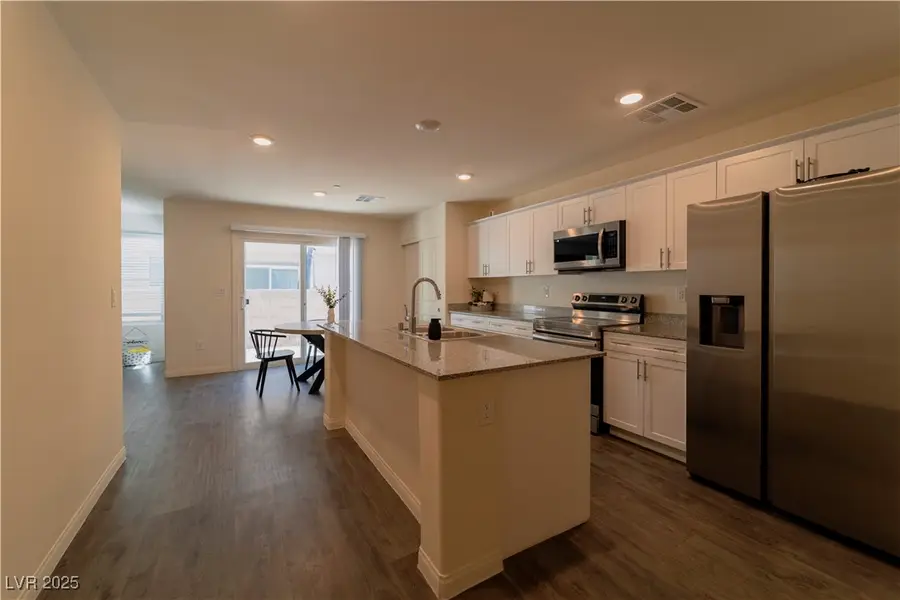 6908 Diamond Blue Street, North Las Vegas, NV 89086 - Image #2