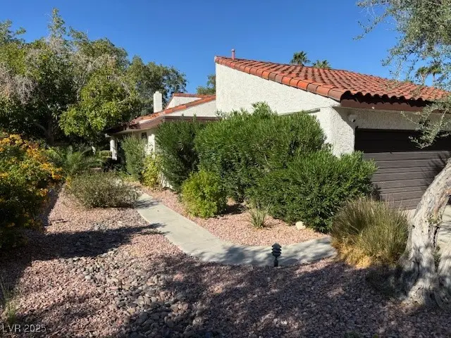 2620 San Lago Court, Las Vegas, NV 89121 - Image #3