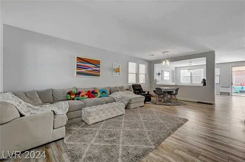 791 Trumpington Court, Las Vegas, NV 89178 - Image #2