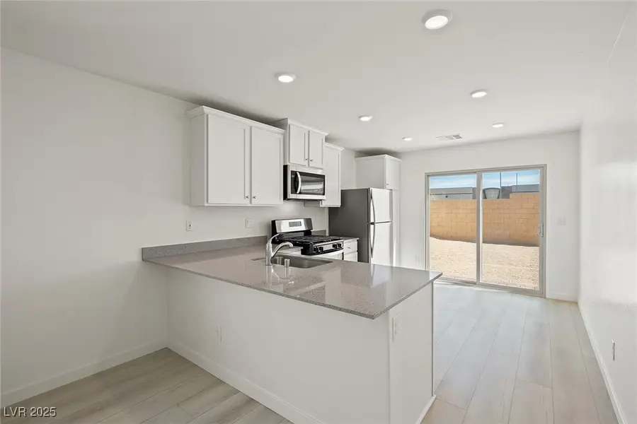 6788 Magnolia River Avenue, Las Vegas, NV 89156 - Image #3