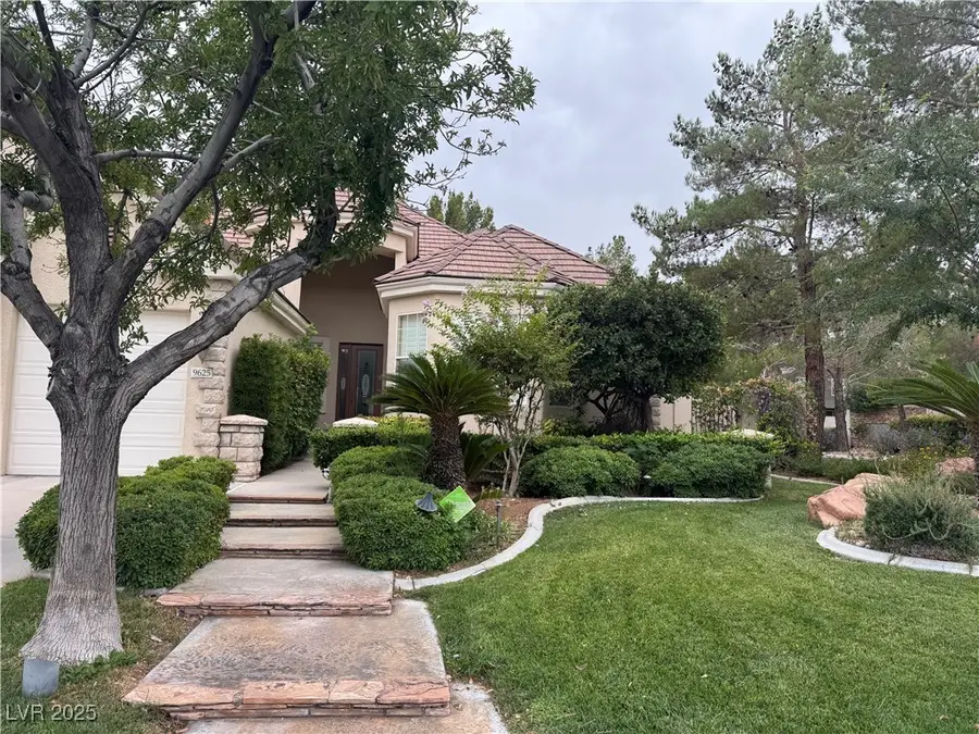 9625 Gavin Stone Avenue, Las Vegas, NV 89145 - Image #2