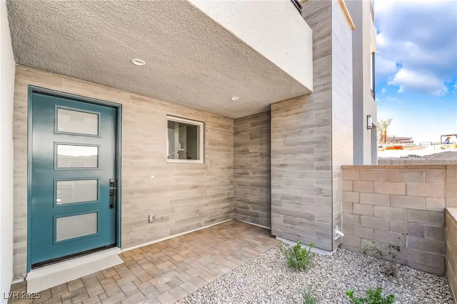 11528 Hillrise Avenue, Las Vegas, NV 89138 - Image #2