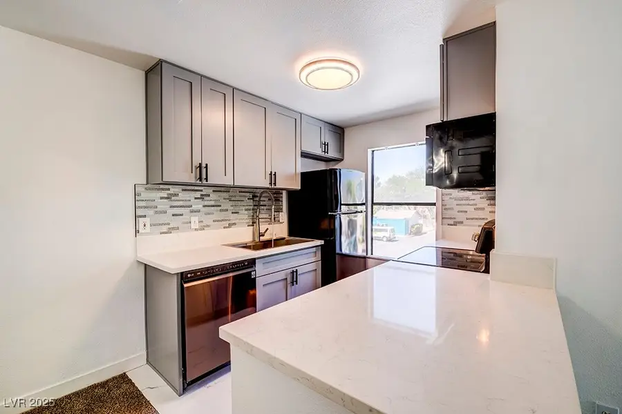 5121 Lindell Road #206, Las Vegas, NV 89118 - Image #3