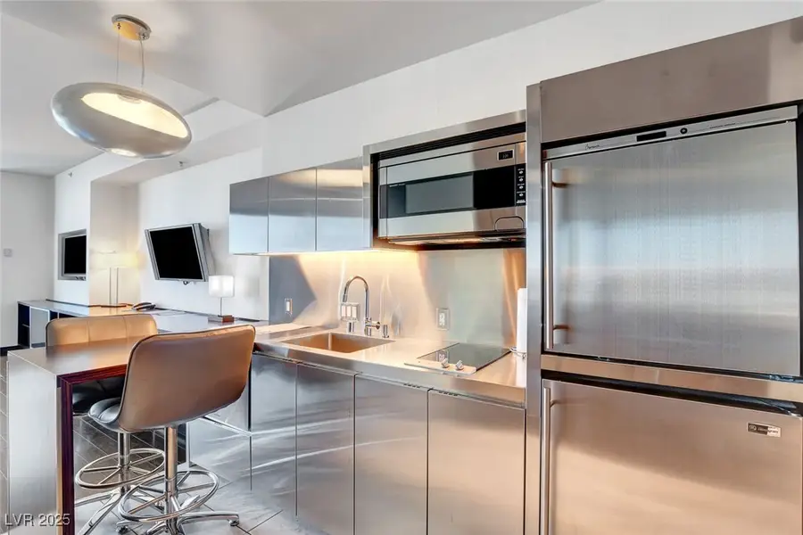 4381 W Flamingo Road #1206, Las Vegas, NV 89103 - Image #3