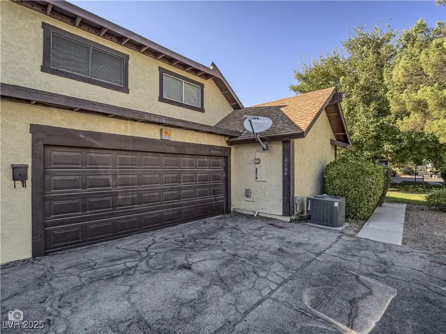4504 Del Oro Drive, Las Vegas, NV 89102 - Image #2