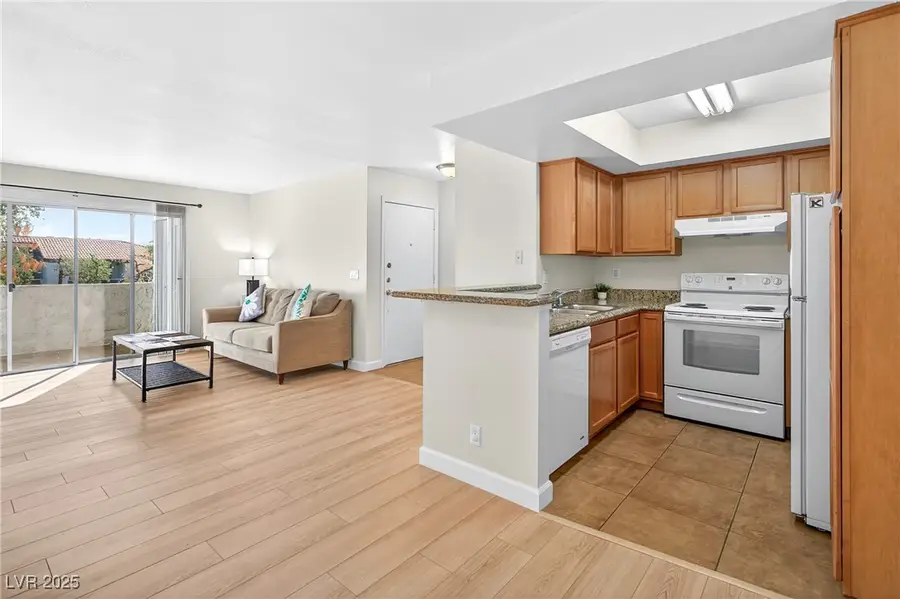 1455 E Katie Avenue #D27, Las Vegas, NV 89119 - Image #3