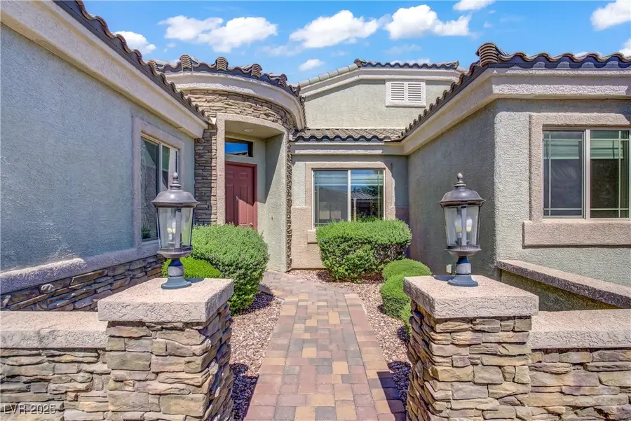 7250 Orchard Harvest Avenue, Las Vegas, NV 89131 - Image #2