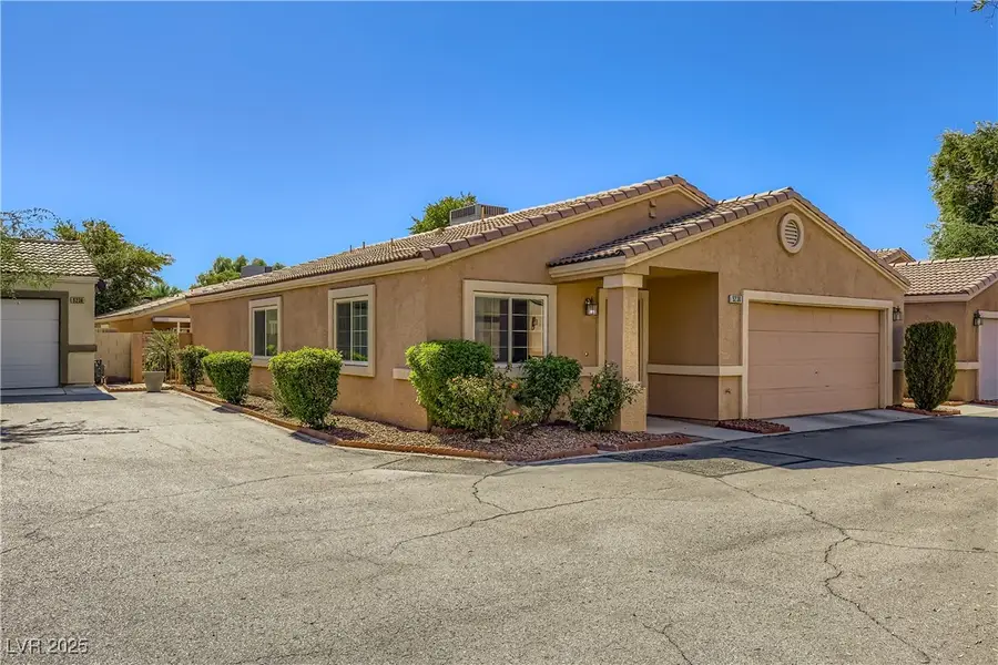5236 Jewel Canyon Drive, Las Vegas, NV 89122 - Image #2