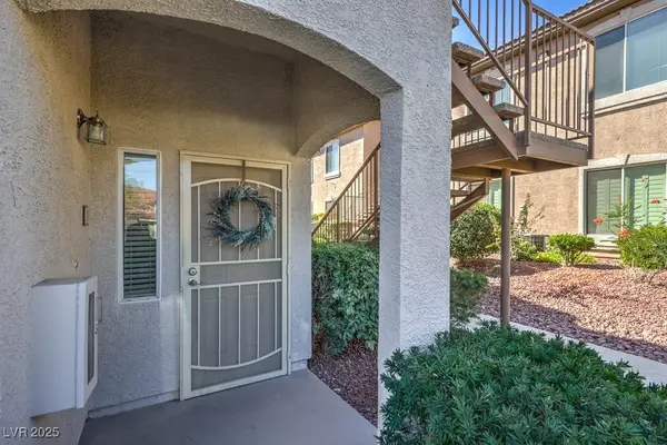 2305 W Horizon Ridge Parkway #2413, Henderson, NV 89052