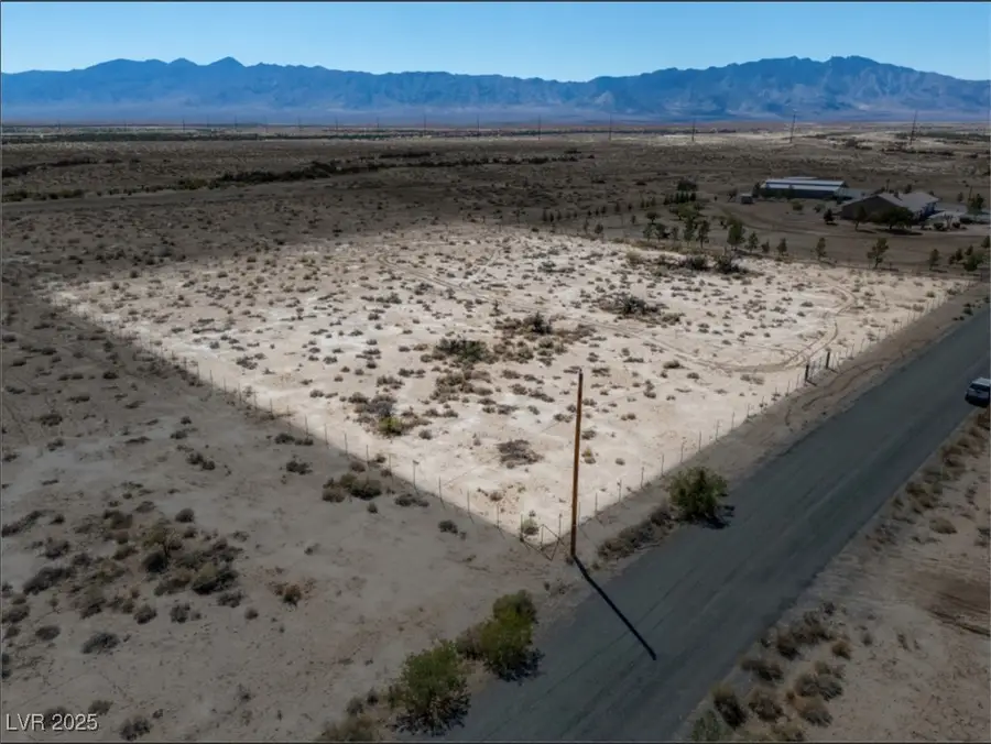 681 E Pratt Street, Pahrump, NV 89048 - Image #2