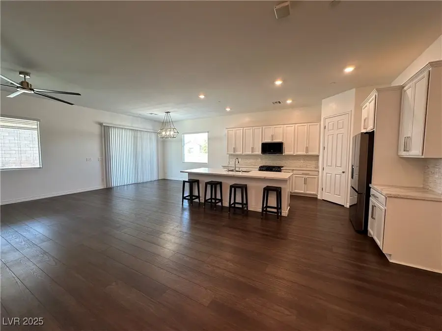 461 Arches Park Avenue, Henderson, NV 89011 - Image #3