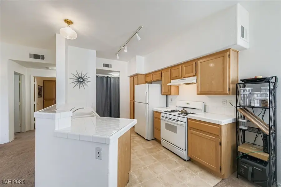 2121 Echo Bay Street #203, Las Vegas, NV 89128 - Image #3