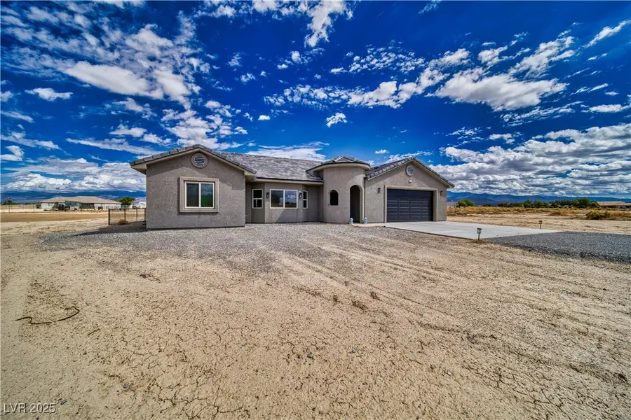 2200 E Deerskin Street, Pahrump, NV 89048 - Image #2